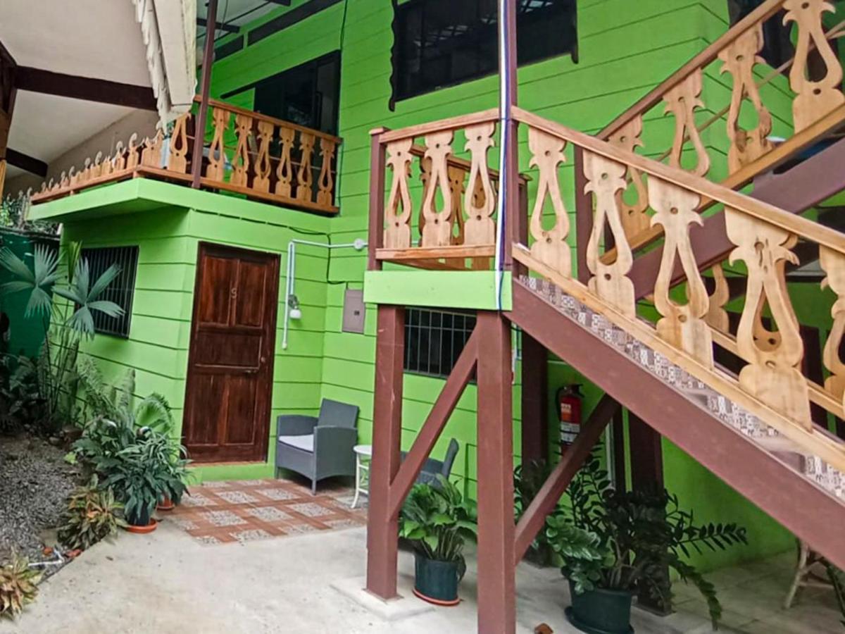 Hotel Sunshine Caribe Puerto Viejo de Talamanca Екстериор снимка