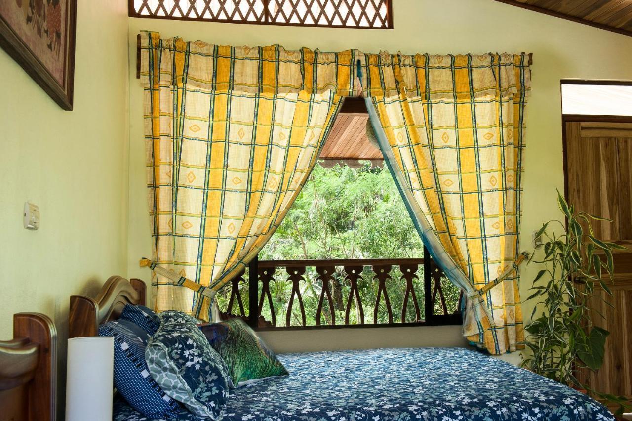 Hotel Sunshine Caribe Puerto Viejo de Talamanca Екстериор снимка